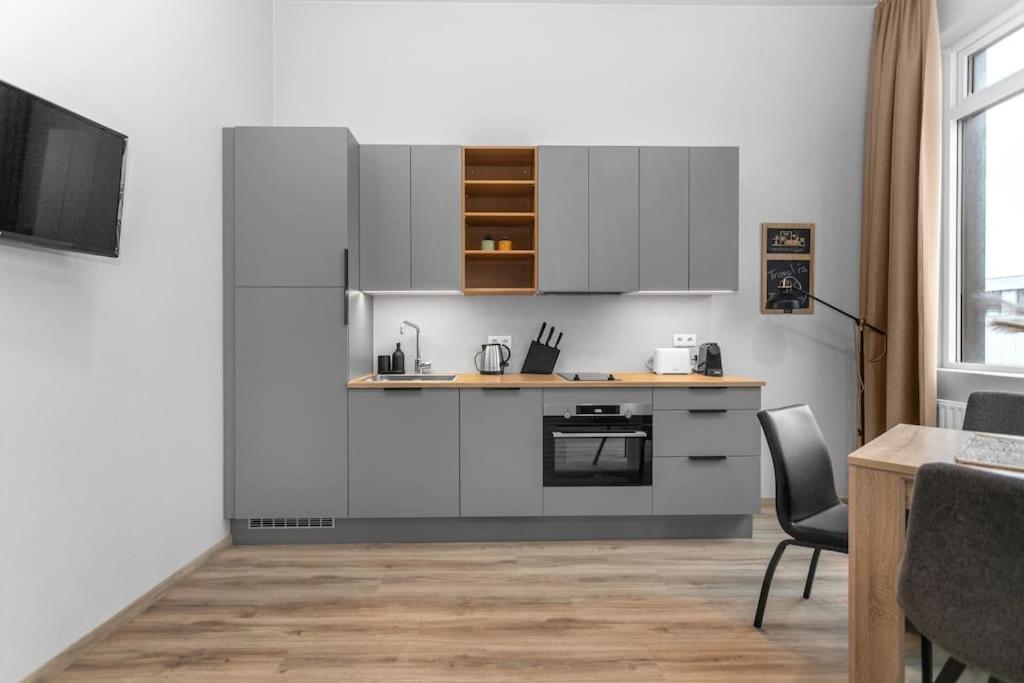Charming Studio Apartment Рейкявик Екстериор снимка